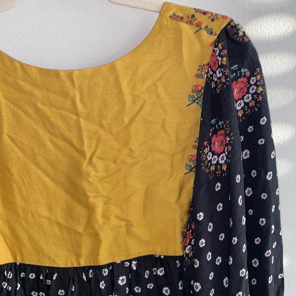 Farm Rio blouse - Picture 4 of 5